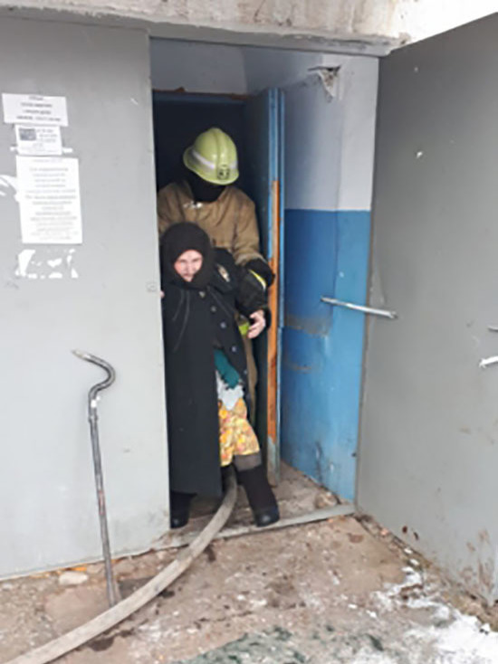 Пожилой житель Башкирии погиб при пожаре в многоквартирном доме