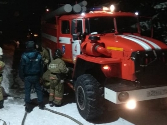 В Новосибирске 86 пожарных тушили психиатрическую больницу