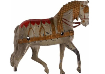 Древние москвичи играли в лошадок и писали костяными изделиями по воску