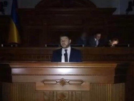 СМИ: здание Верховной рады Украины отключили от электричества
