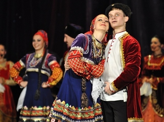Песни под гармонь, игровые мастер-классы и танцы: псковичей приглашают на День казачьей культуры
