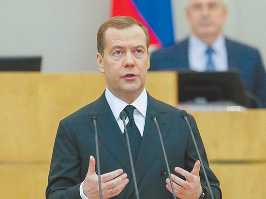 "Медведева становится все больше и больше"