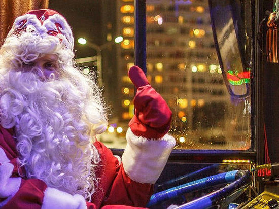В Железноводске Дед Мороз сменит сани на «Автобус пожеланий»