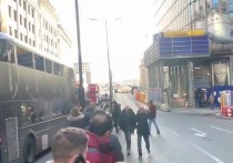В центре британской столицы на Лондонском мосту произошла паника после стрельбы