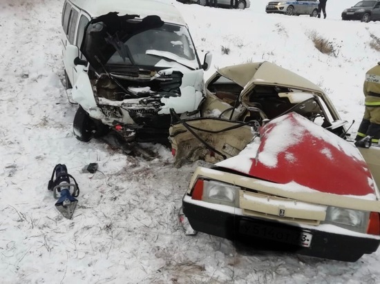 На трассе «Каменноозерное-Медногорск» произошла страшная авария, в которой двое погибли