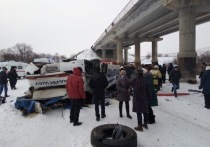 Одним из пострадавших в перевернувшемся автобусе в Сретенском районе Забайкалья оказался житель Астрахани - там находится его семья
