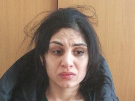  В Хабаровске вынесли приговор 21-летней азовчанке, обманувшей пенсионеров почти на 250 тыс