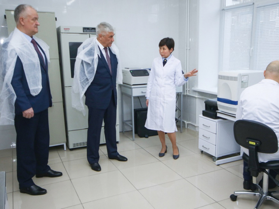 Владимир Колокольцев побывал в Улан-Удэ в отделе ДНК-анализа