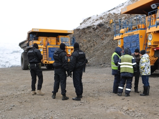 На разрезе близ Новокузнецка добыли более 200 тысяч тонн угля незаконно