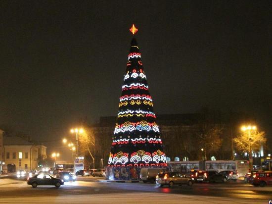 Стала известна дата торжественного открытия новогодней ёлки в Пскове