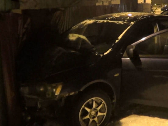 Новокузнечанин угнал у таксистки автомобиль и устроил на нём массовое ДТП