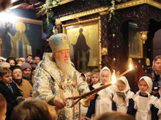 В честь праздника Введения во храм Пресвятой Богородицы митрополит совершил Божественную литургию