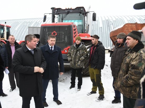 Губернатор посетил успешное агропредприятие в Киквидзенском районе