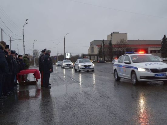 Карельские полицейские получили 69 новых машин