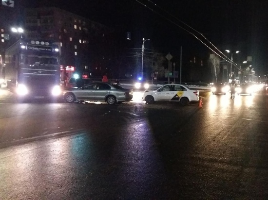 В Орле водитель иномарки устроил тройное ДТП