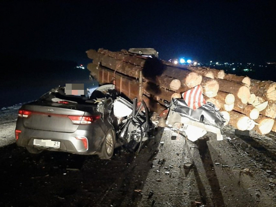 Водитель Kia Rio и две пассажирки-школьницы погибли в ДТП в Чувашии