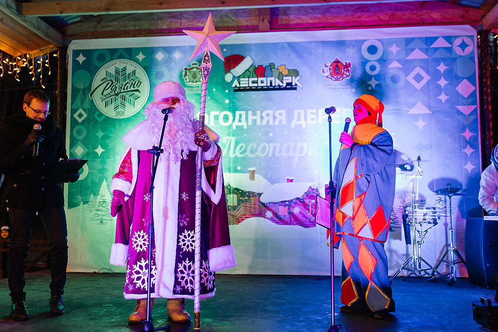 В Рязани открыли Новогоднюю деревню 