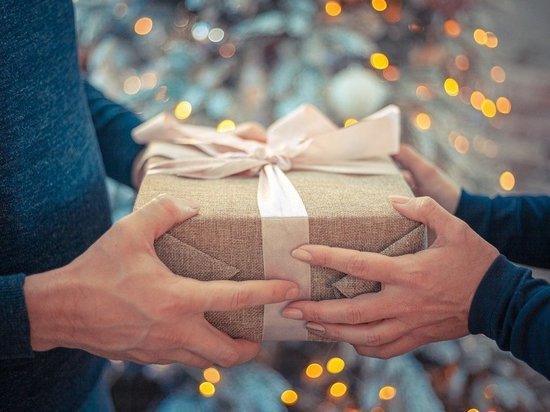 3 подарка, которые никто не хочет получить на Новый год