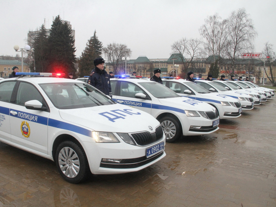 Костромские инспекторы ДПС получили 17 новых иномарок