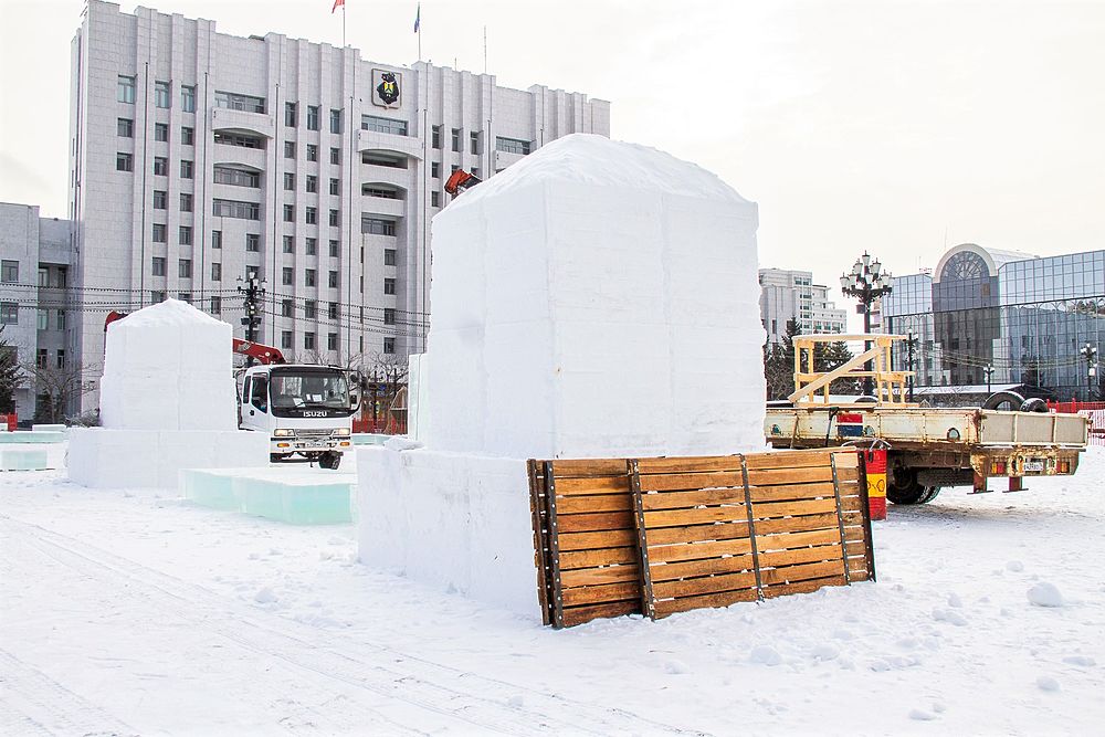 Ледовые фигуры скоро начнут возводить в центре Хабаровска