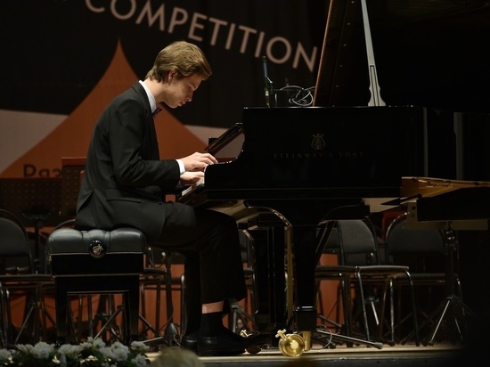 Любимов: международный фортепианный конкурс может стать традиционным