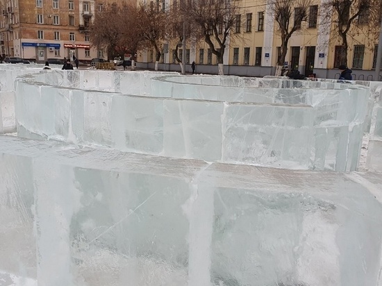 Кировчан призвали не беспокоиться за тюменский лед на Театральной площади