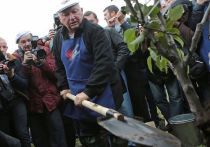 Бывший мэр Москвы Юрий Лужков скончался во вторник, 10 декабря