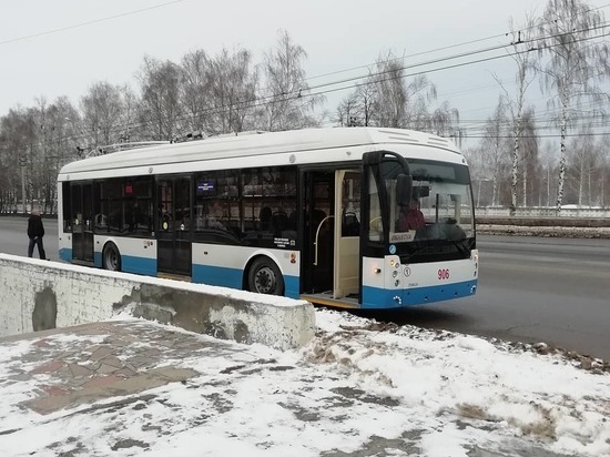 Чиновники обкатали новый троллейбусный маршрут Чебоксары-Новочебоксарск