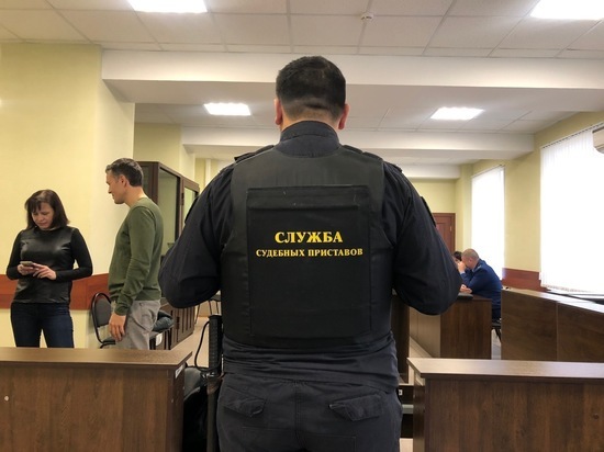 Скачок напряжения: экс-мэр Кимр Литвинов устроил следователям «допрос» в суде