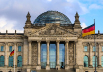 Председатель немецкого правительства Ангела Меркель не встала на защиту экономически выгодного для страны проекта “Северный поток-2”, считают в Бундестаге