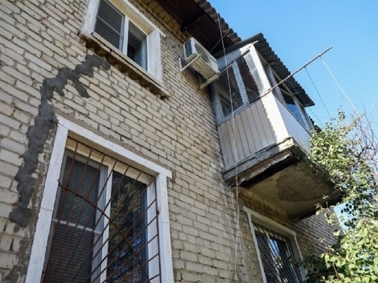 Дом на улице Рыкачева в Волгограде признан аварийным