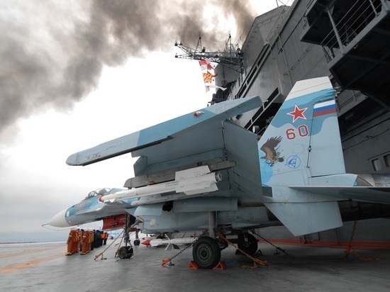 При пожаре на "Адмирале Кузнецове" погиб человек