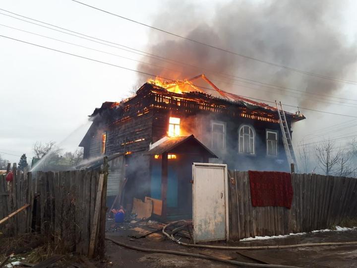 Погода в кимрах на неделю. Г. Кимры (Кимрский район). Пожар в Кимры 2019. Кимры 2019. Кимры пожар в Заречье.