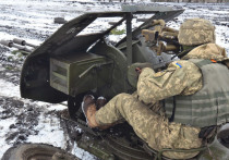 Военнослужащие Вооруженных сил Украины (ВСУ) вернулись на участок разведения сил и средств от линии соприкосновения в районе населенного пункта Станица Луганская в Донбассе