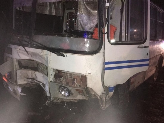 В ДТП с автобусом под Пильной погибли три человека