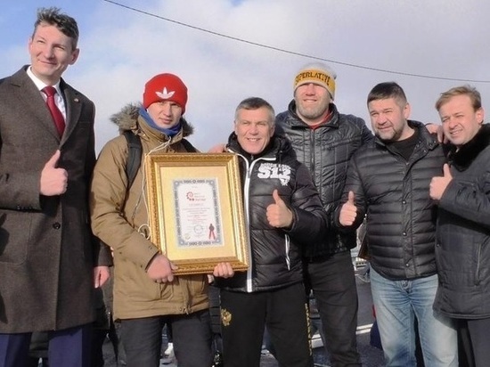 На Ставрополье поставили мировой рекорд по числу стоящих в "планке"