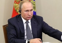 Президент России Владимир Путин подписал закон, который вводит налог на самозанятых в 19 регионах РФ, говорится на портале правовой информации