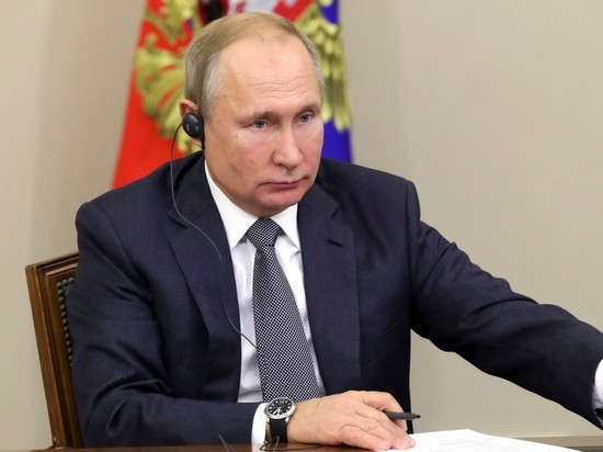 Путин распространил налог на самозанятых на 19 регионов России