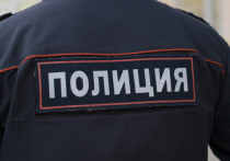 Неадекватный мужчина был застрелен в воскресенье вечером сотрудниками полиции в доме на улице Генерала Тюленева