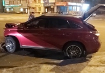 Ночью 16 декабря в центре Читы произошло ДТП с автомобилем Volkswagen Caddy