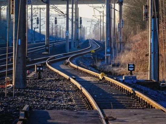 Поезд насмерть сбил пенсионера в Дагестане