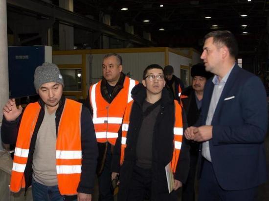 Казахстанская делегация посетила тюменский завод «Профмодуль»