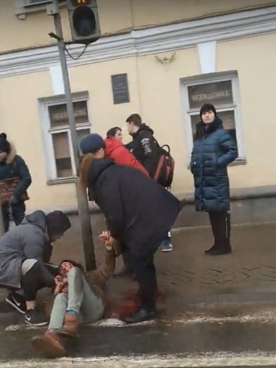 Смотри по сторонам: в центре Костромы троллейбус сбил пешехода