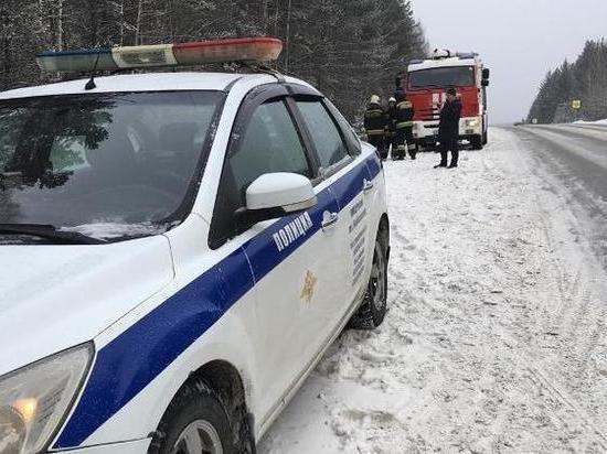 Водитель Хонда около Екатеринбурга насмерть сбил женщину