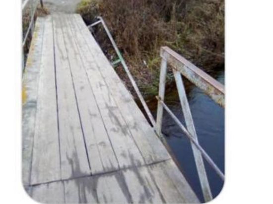 Глава волости о ремонте моста: Жалуйтесь властям, а не соцсетям