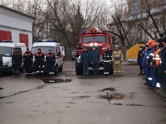 В Костроме проверили готовность пожарных и коммунальщиков к новогодним праздникам