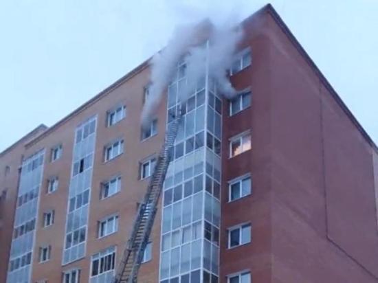 В Иркутске загорелась квартира на Байкальской