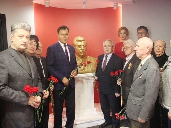 Ярославские коммунисты встретили очередную годовщину Иосифа Сталина