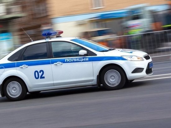На трассе М-9 в Тверской области столкнулись две иномарки