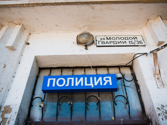 Астраханские полицейские устраивают облавы на "черных" торговцев пиротехникой